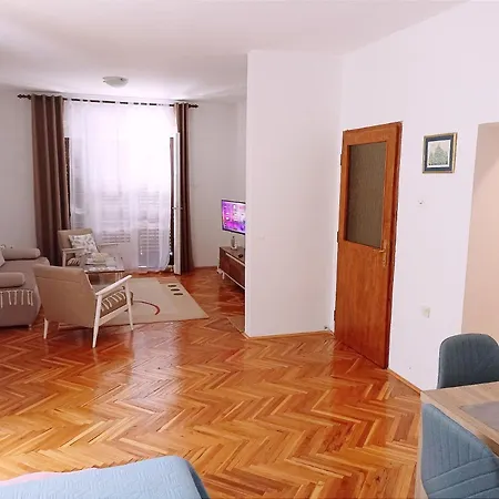 شقة Citrus تريبينيي